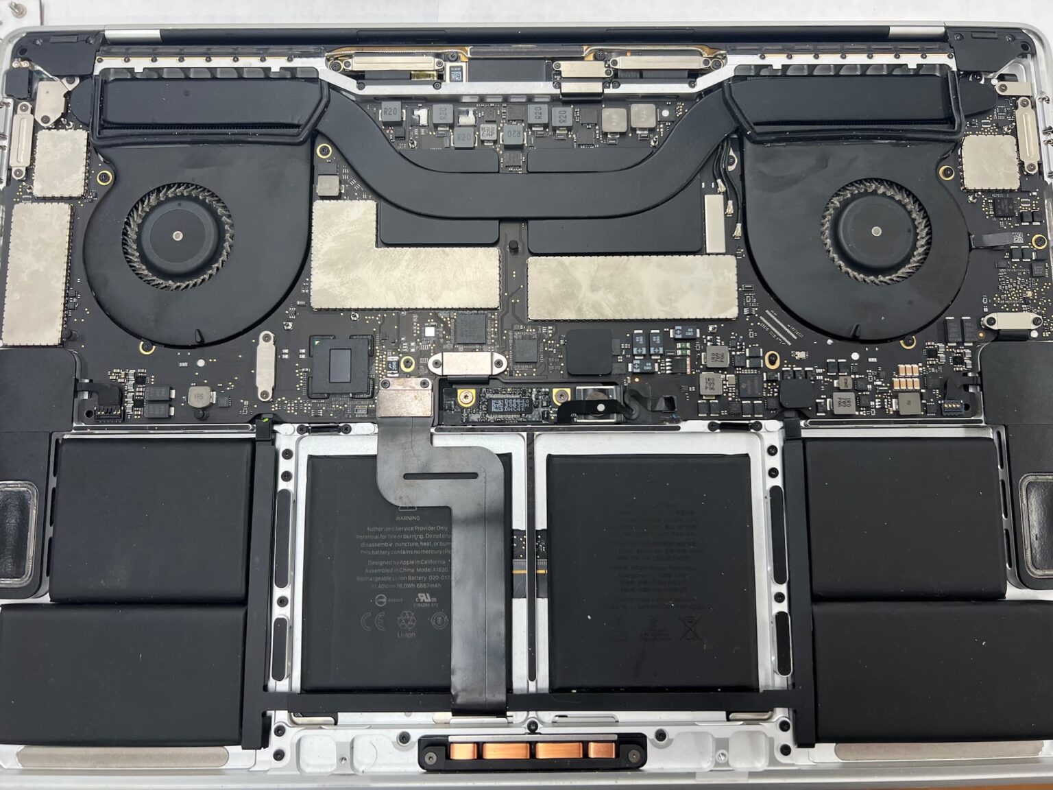 A1707 MacBook Pro FlexGate Repair Warning